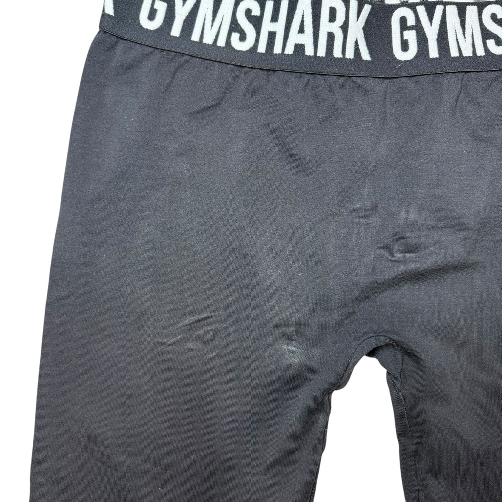 GYMSHARK biker‎ shorts size medium (flawed!) - Picture 2 of 5